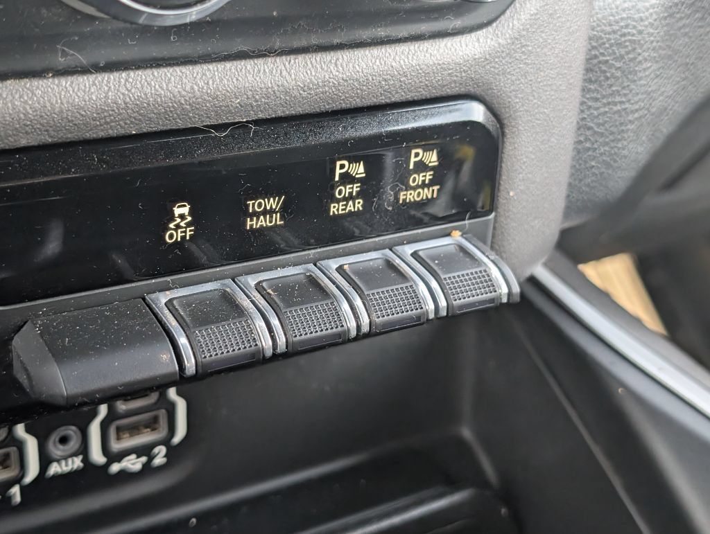 Used 2022 RAM 1500 Big Horn RWD image 22