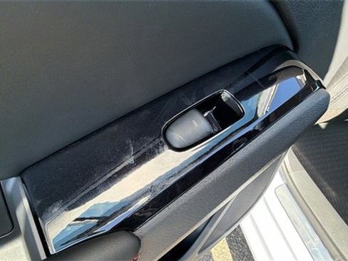 New 2025 Nissan Altima 2.5 SR image 15