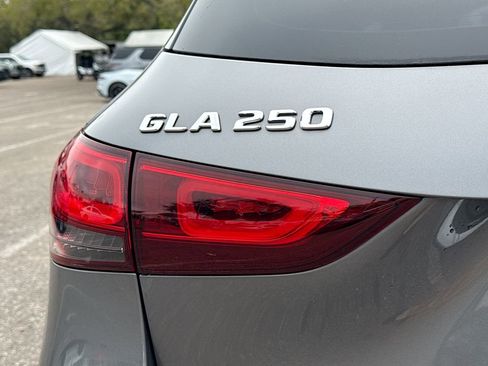 Used 2021 Mercedes-Benz GLA 250 w/ Premium Package image 10