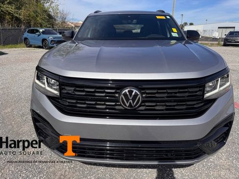 Used 2023 Volkswagen Atlas Cross Sport SEL R-Line image 8