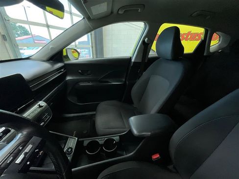 Used 2024 Hyundai Kona SEL w/ Convenience Package FWD image 12
