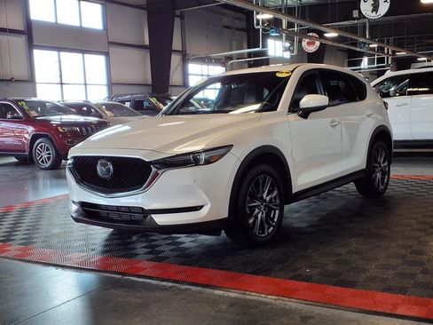 Used 2021 MAZDA CX-5 Signature AWD/4WD image 3