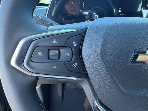New 2026 Chevrolet Trax LT w/ LT Convenience Package FWD image 19