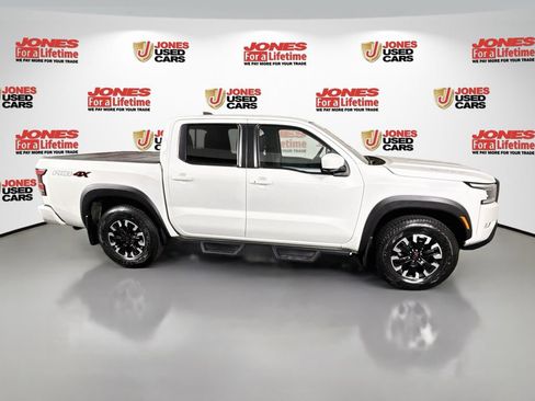 Used 2022 Nissan Frontier PRO-4X AWD/4WD image 18