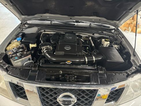 Used 2012 Nissan Frontier SV AWD/4WD image 60