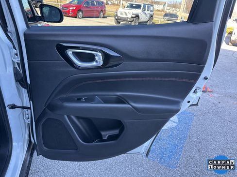 Used 2023 Jeep Compass Trailhawk image 41