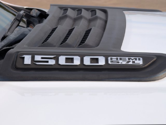 Used 2020 RAM 1500 Laramie w/ Sport Appearance Package AWD/4WD image 9