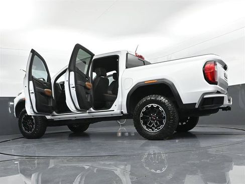 Used 2026 GMC Canyon AT4 AWD/4WD image 47