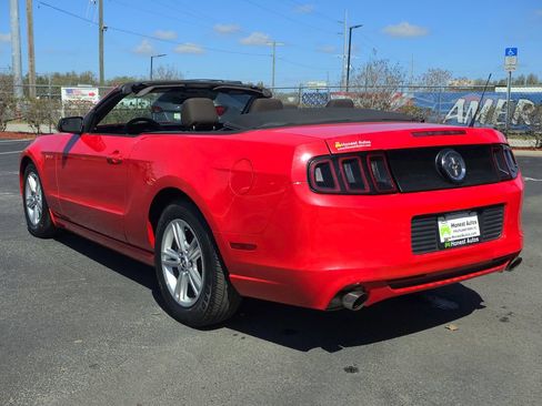 Used 2014 Ford Mustang V6 image 8