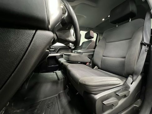 Used 2018 Chevrolet Silverado 2500 LT image 17