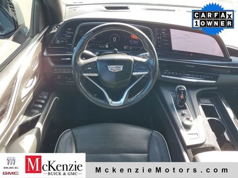 Used 2021 Cadillac Escalade Sport w/ Driver Assist Tech Package AWD/4WD image 29
