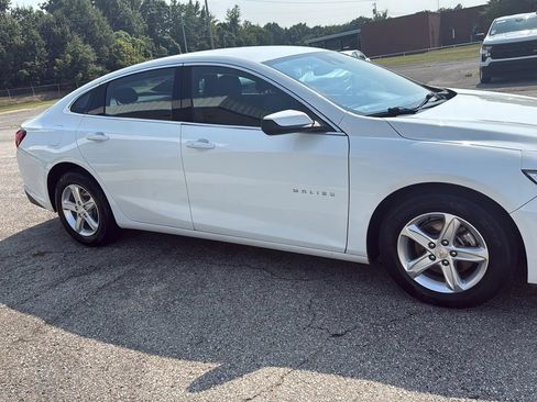 Used 2023 Chevrolet Malibu LS w/ Driver Confidence Package FWD image 4