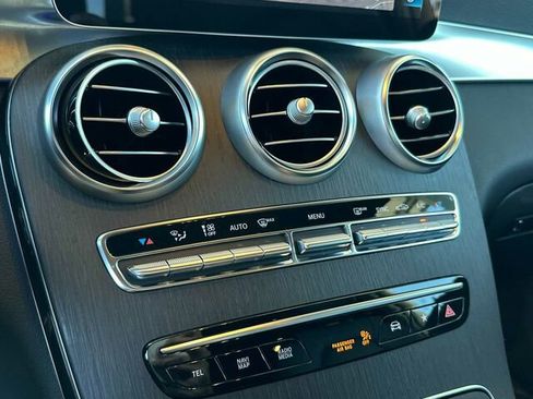 Certified 2022 Mercedes-Benz GLC 300 4MATIC image 24