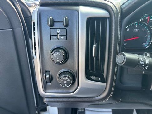 Used 2018 GMC Sierra 1500 SLT w/ Texas SLT Premium Package AWD/4WD image 43