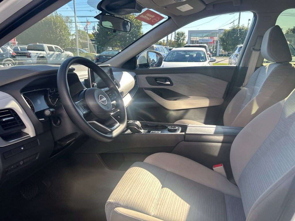 Certified 2023 Nissan Rogue SV AWD/4WD image 13