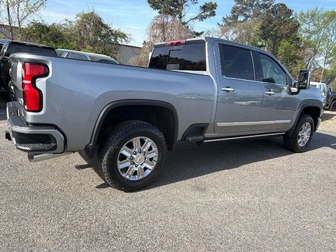 New 2026 Chevrolet Silverado 2500 High Country w/ High Country Premium Package AWD/4WD image 5