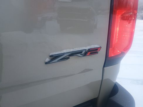 Used 2022 Chevrolet Colorado ZR2 image 10