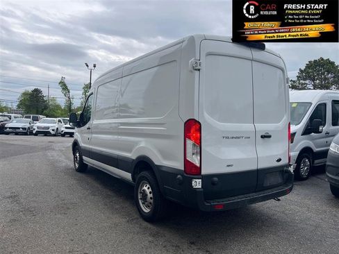 Used 2024 Ford Transit 250 148 Medium Roof Extended AWD image 4