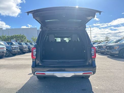 Used 2024 Ford Expedition Platinum image 33