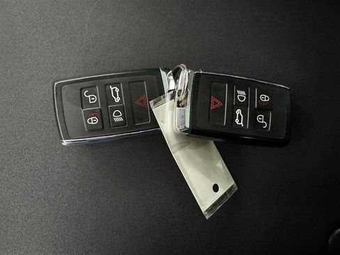 Used 2020 Land Rover Defender 110 SE AWD/4WD image 43
