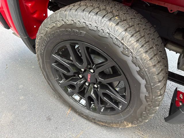 Used 2026 GMC Sierra 1500 Elevation AWD/4WD image 32