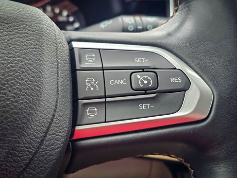 Certified 2022 Jeep Compass Limited image 20