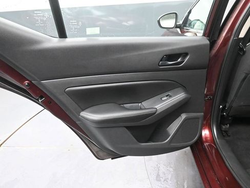 Used 2024 Nissan Altima 2.5 SV image 25