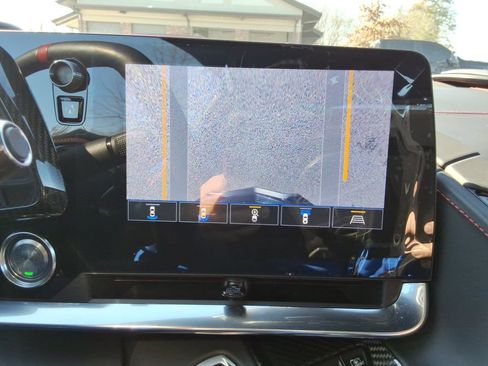 Used 2020 Chevrolet Corvette Stingray Premium Cpe w/ 3LT Preferred Equipment Group image 33