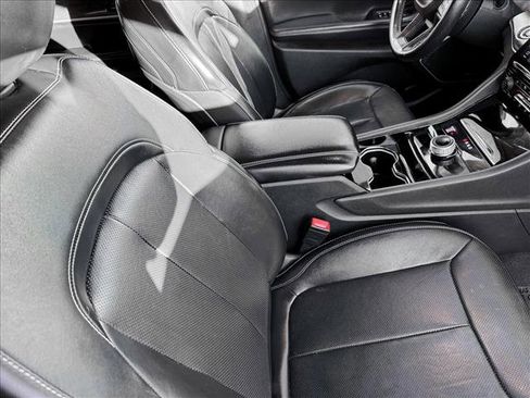 Used 2021 Jeep Grand Cherokee L Limited w/ Luxury Tech Group II image 20