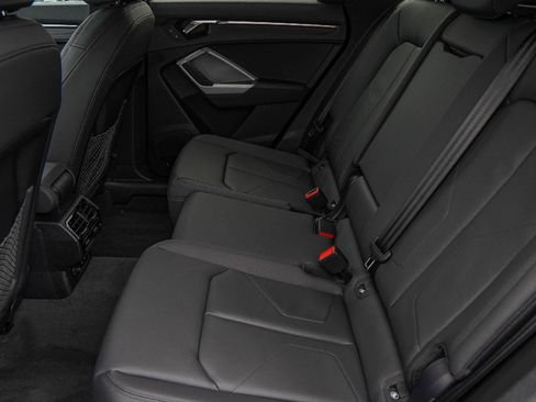New 2025 Audi Q3 2.0T Premium image 23
