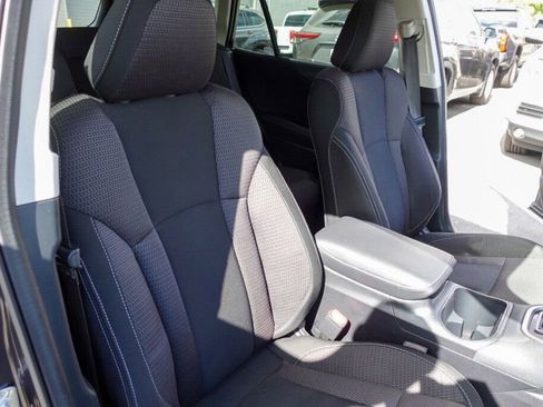 Used 2023 Subaru Outback Premium image 14