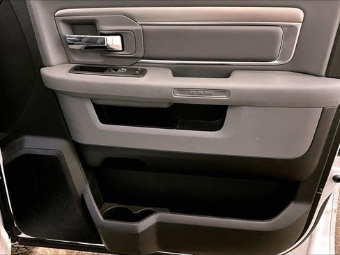 Used 2019 RAM 1500 Classic Warlock image 23