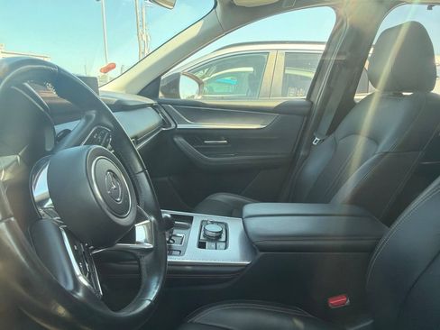 Used 2025 MAZDA CX-70 3.3 Turbo w/ Preferred Package AWD/4WD image 2