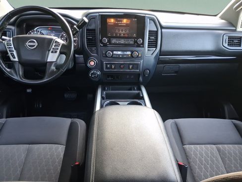 Used 2024 Nissan Titan SV w/ SV Convenience Package AWD/4WD image 11