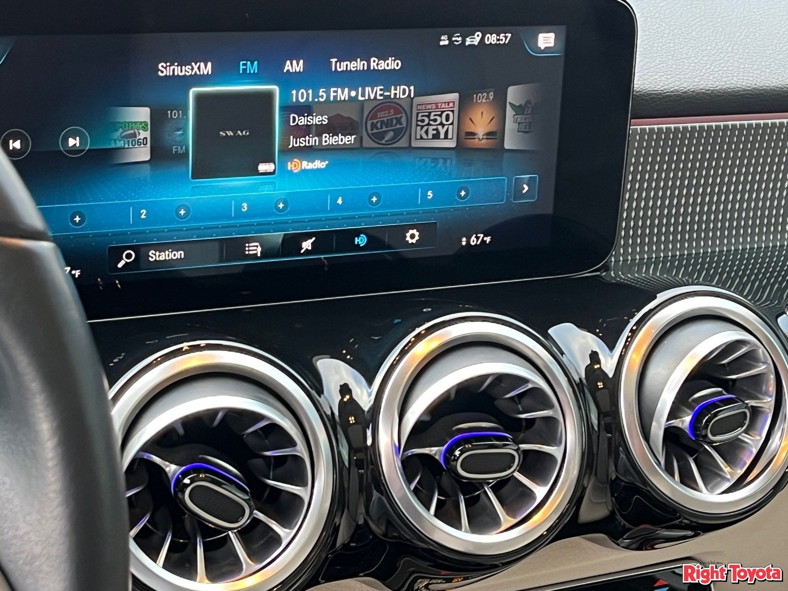 Used 2022 Mercedes-Benz GLB 250 image 26