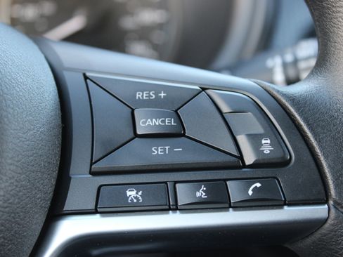 Certified 2021 Nissan Kicks SV image 24