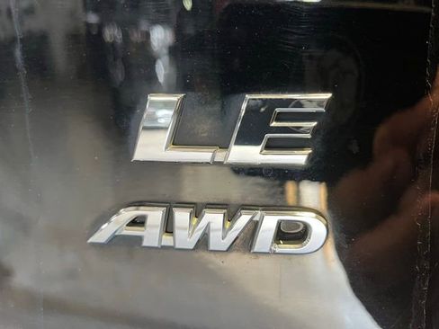 Used 2022 Toyota RAV4 LE image 27