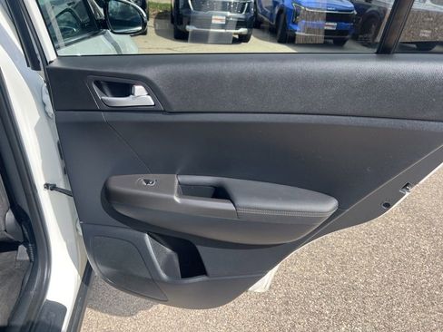 Used 2020 Kia Sportage LX w/ LX Popular Package image 15