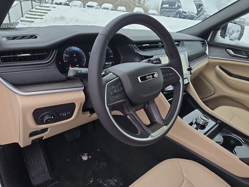 New 2026 Jeep Grand Cherokee Limited w/ Limited Altitude Package image 10