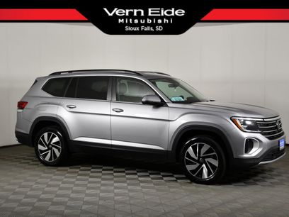 Used 2025 Volkswagen Atlas SE