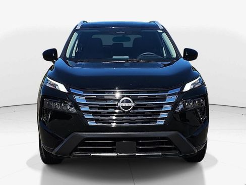 Used 2025 Nissan Rogue SV w/ SV Premium Package FWD image 12