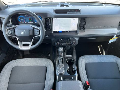 Used 2026 Ford Bronco Big Bend AWD/4WD image 3