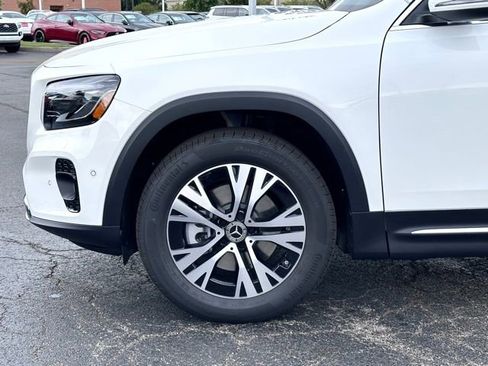 Certified 2026 Mercedes-Benz GLB 250 4MATIC image 8