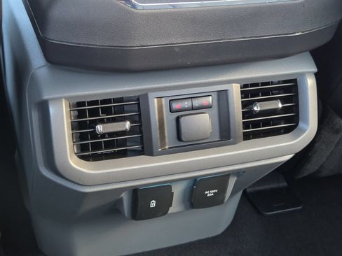 Used 2023 Ford F150 Lariat w/ Equipment Group 502A High AWD/4WD image 17