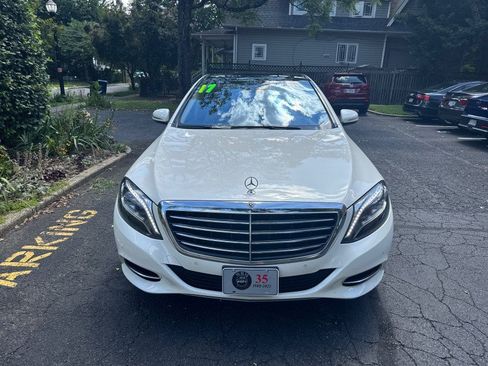 Used 2017 Mercedes-Benz S 550 4MATIC Sedan image 8