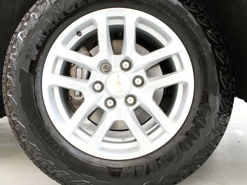 Used 2020 Chevrolet Silverado 1500 LT w/ All-Star Edition AWD/4WD image 32