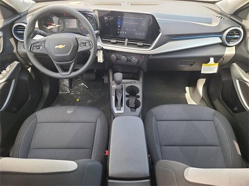 New 2026 Chevrolet Trax LS w/ Driver Confidence Package image 15