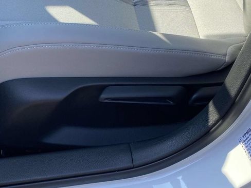 New 2025 Honda Civic Sport image 12