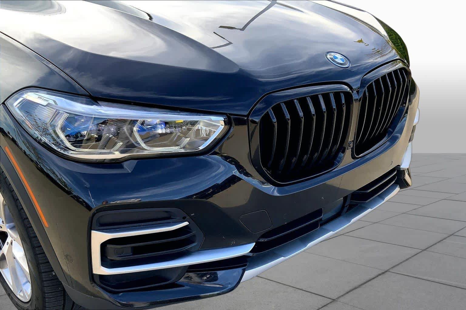 Used 2022 BMW X5 xDrive45e w/ Executive Package AWD/4WD image 29