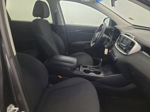 Used 2016 Kia Sorento AWD image 21